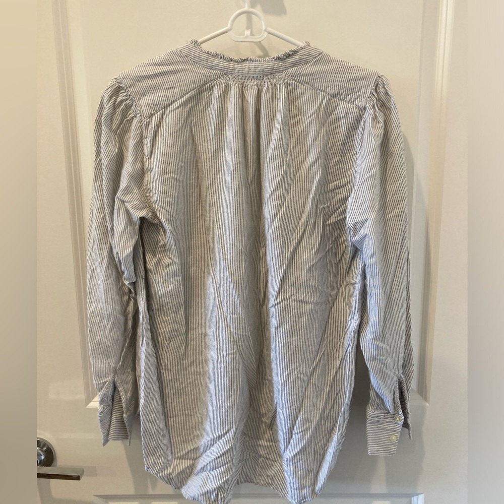 LOFT Women’s Top - Medium - Picture 2 of 5